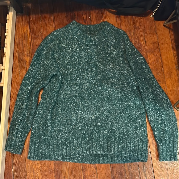 Old Navy Sweaters - Old navy sweater